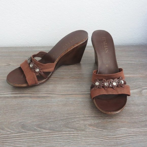 Italian Shoemakers Dark Brown Rhinestone Flower Open Toe Wedge Shoes Sandals 11 - Picture 1 of 16
